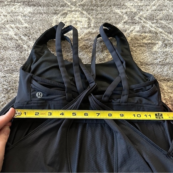 Lululemon Ready & Go Tank Strappy Twist Built in Bra - Picture 9 of 10
